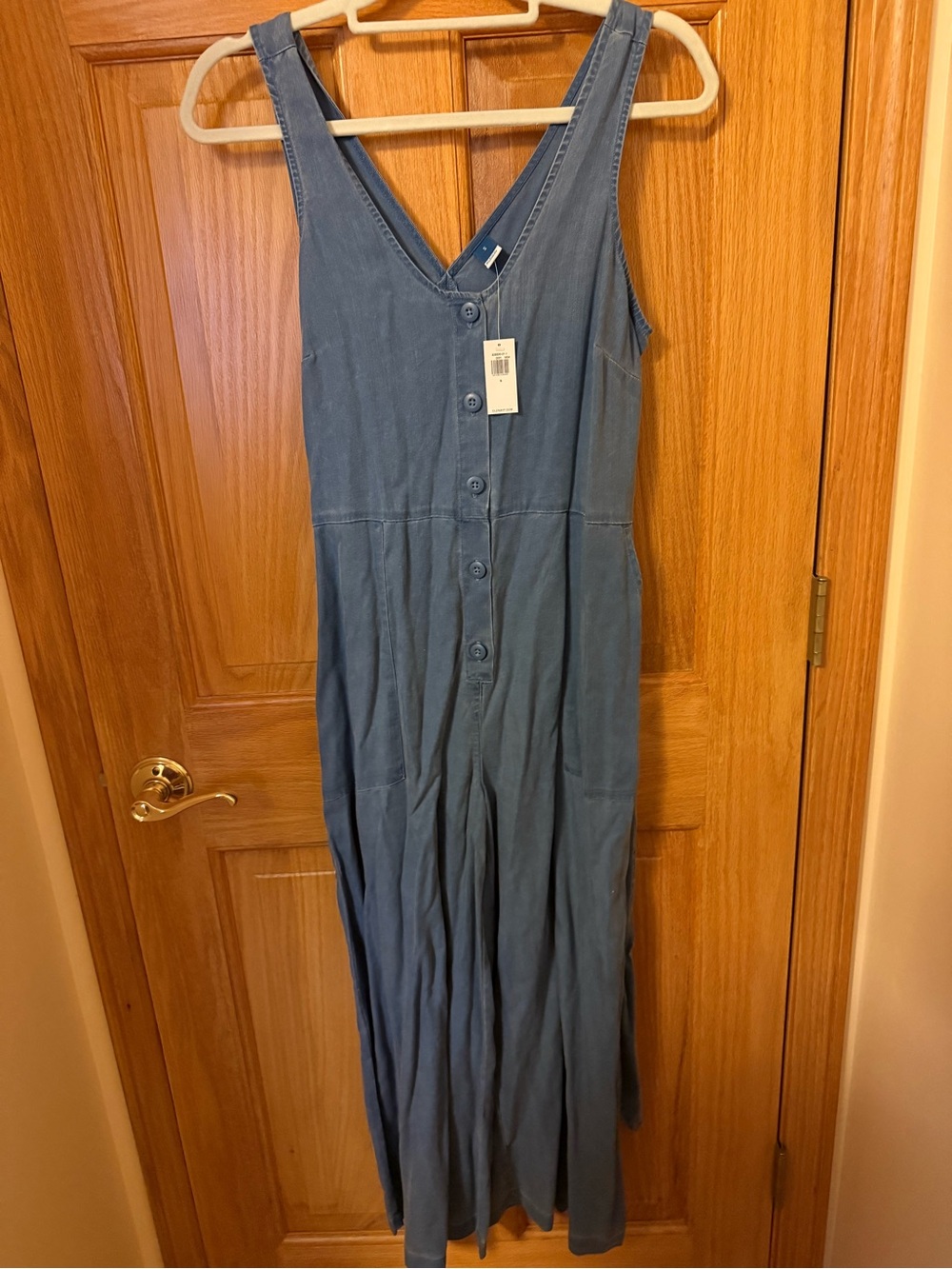 Old Navy Denim Blue Button-Front Sleeveless Wide Leg Jumpsuit with Tie Waist - Picture 2 of 2